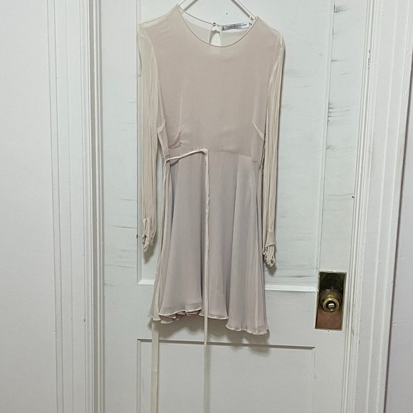 zara beige pleated dress Zara White Pleated Mini Dress